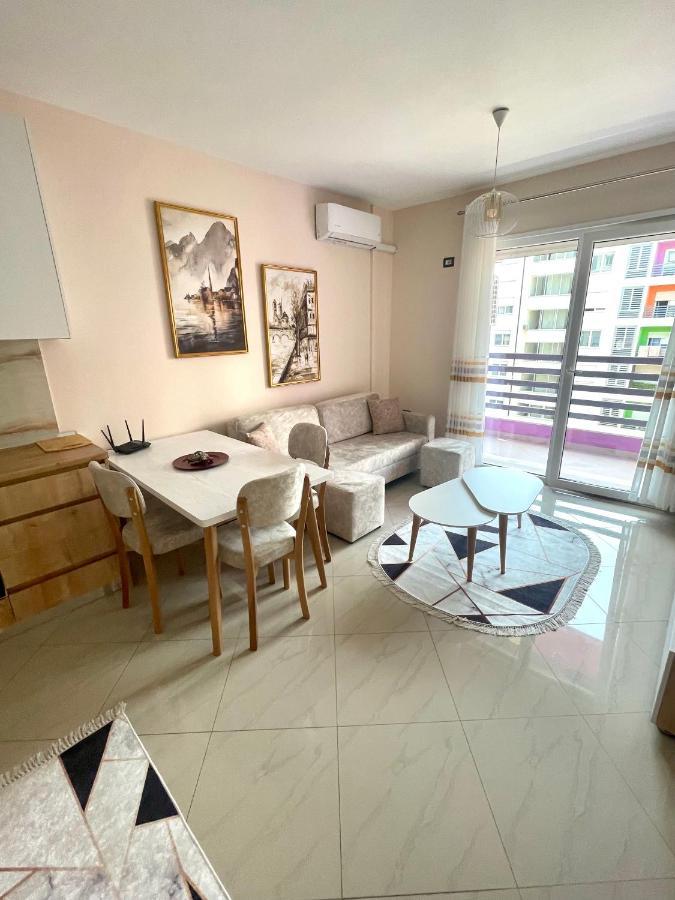 Modern & Cozy Apartment Tiranë Ngoại thất bức ảnh